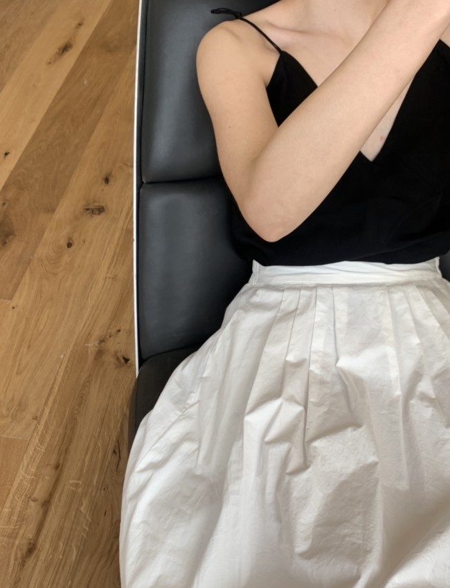 아리 화이트 풀 스커트_Ari white full skirt.